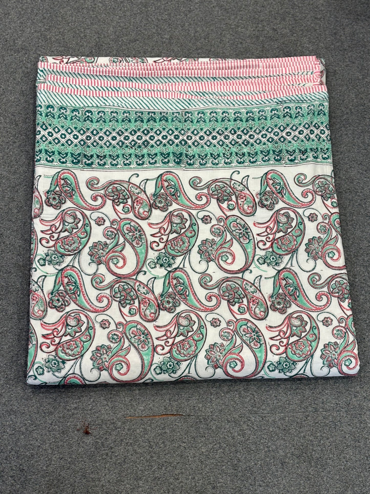 Classic Bloom – Handblock Print Cotton Dohar (90x108 inches)