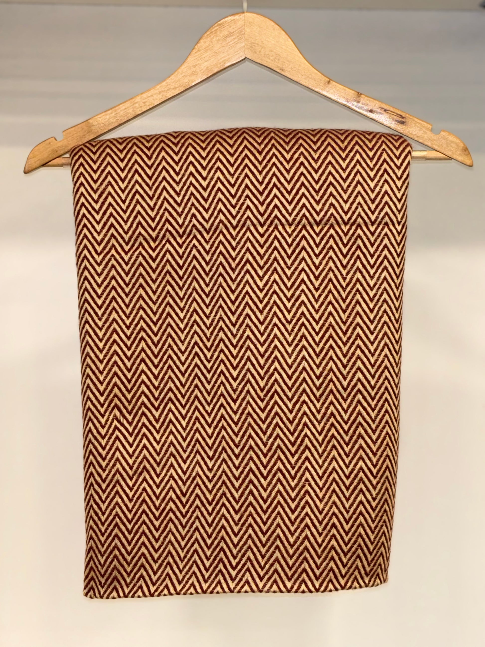Handcrafted Wool Blanket – Soft, Warm & Stylish Winter Throw
