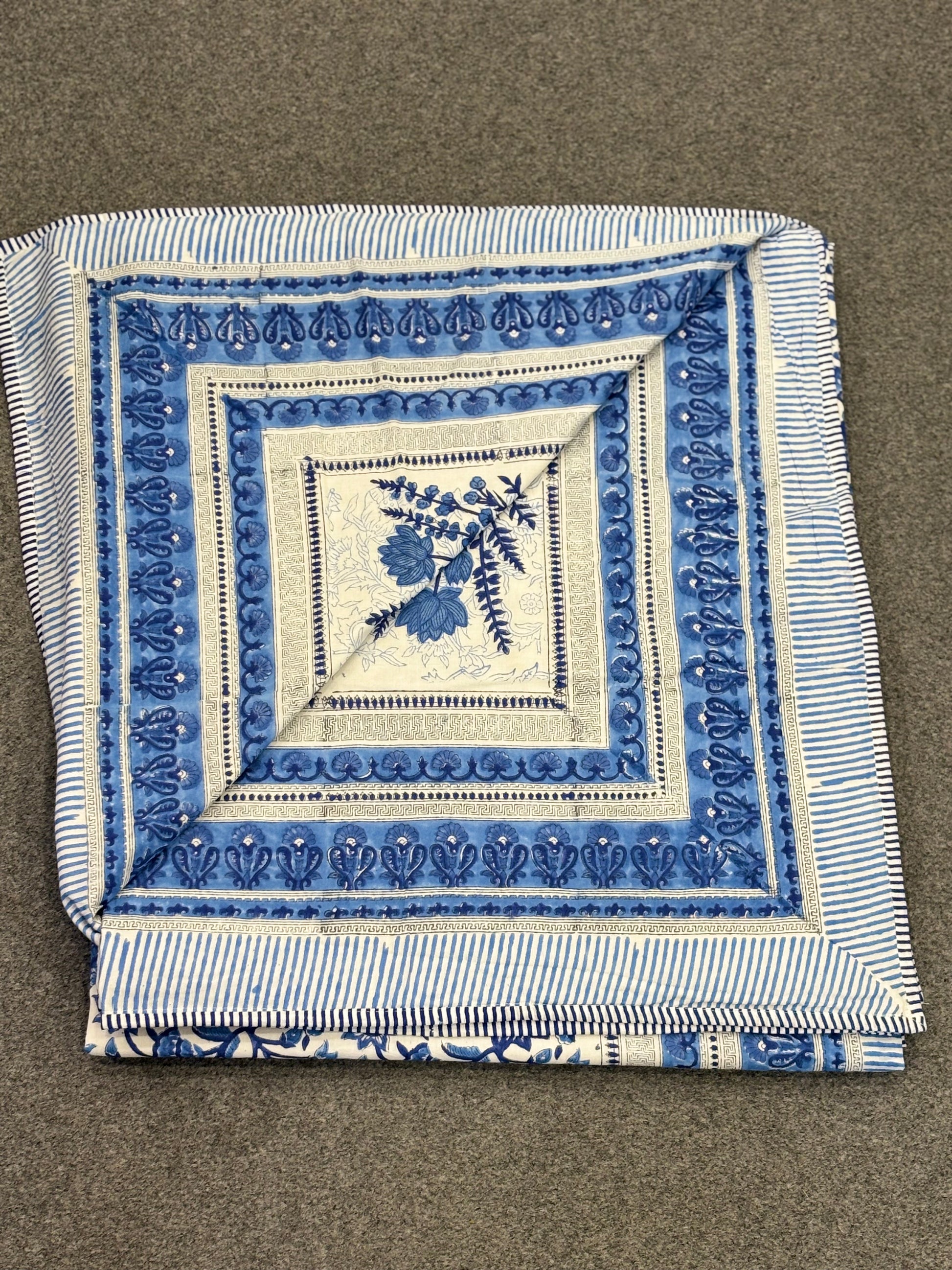 Classic Bloom – Handblock Print Cotton Dohar (90x108 inches)