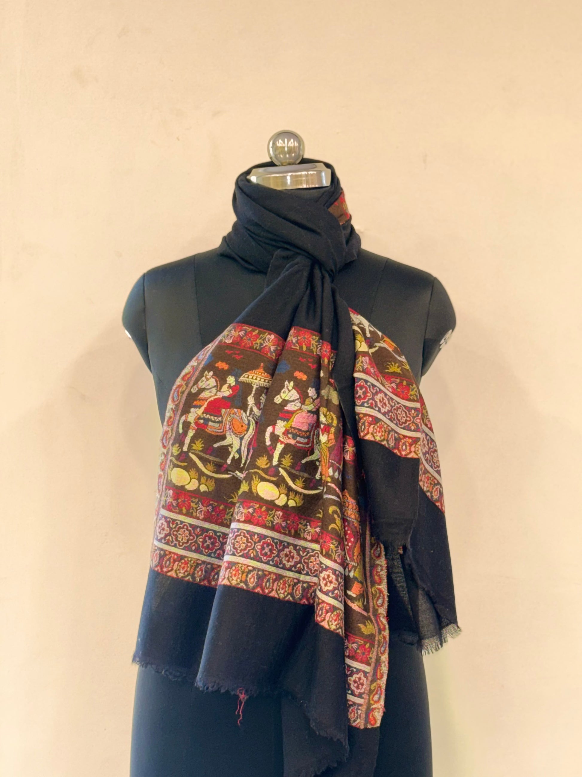 Handcrafted Wool Shawl with Traditional Design