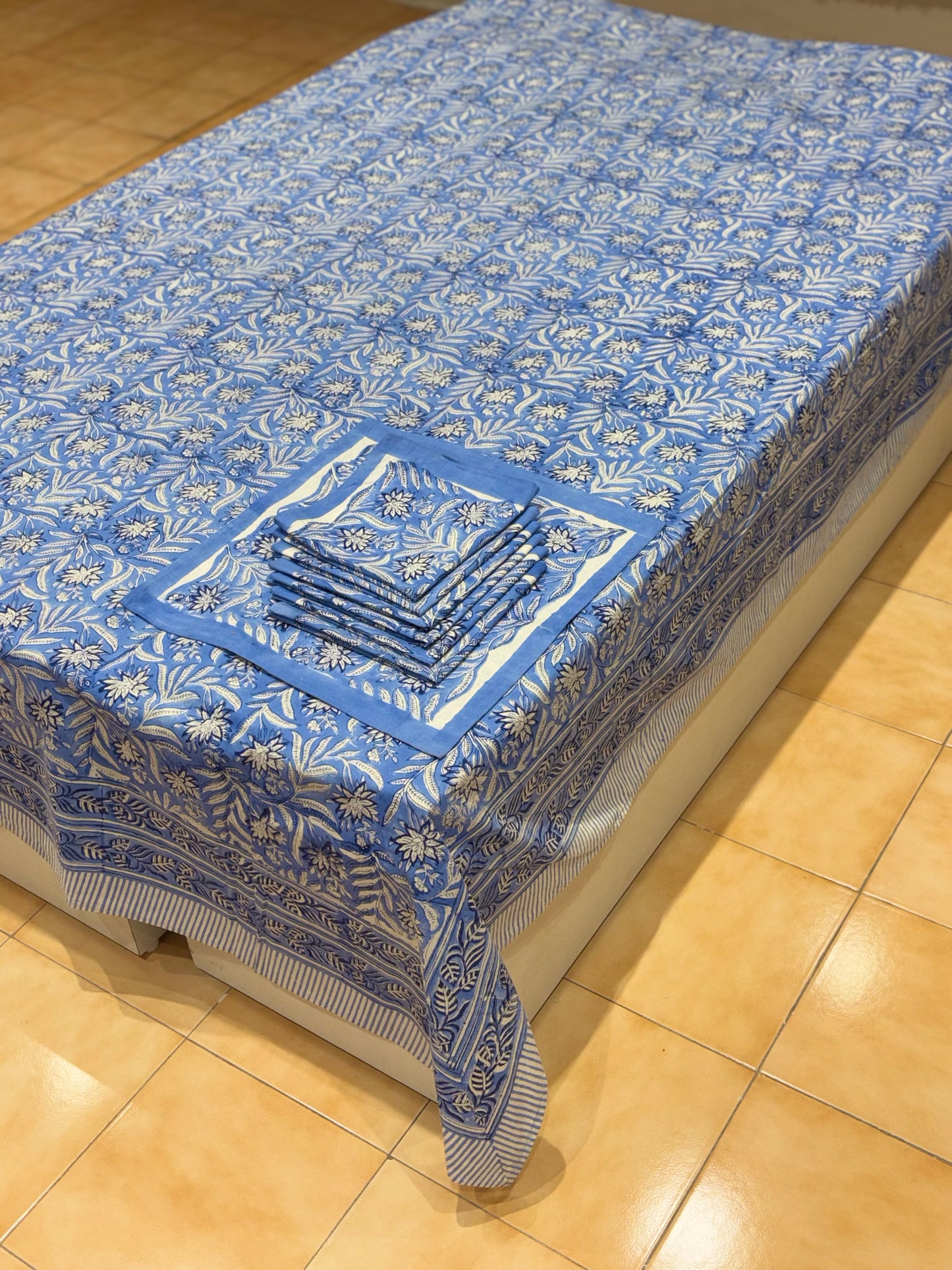 Hand block printed cotton table cover 12 seater