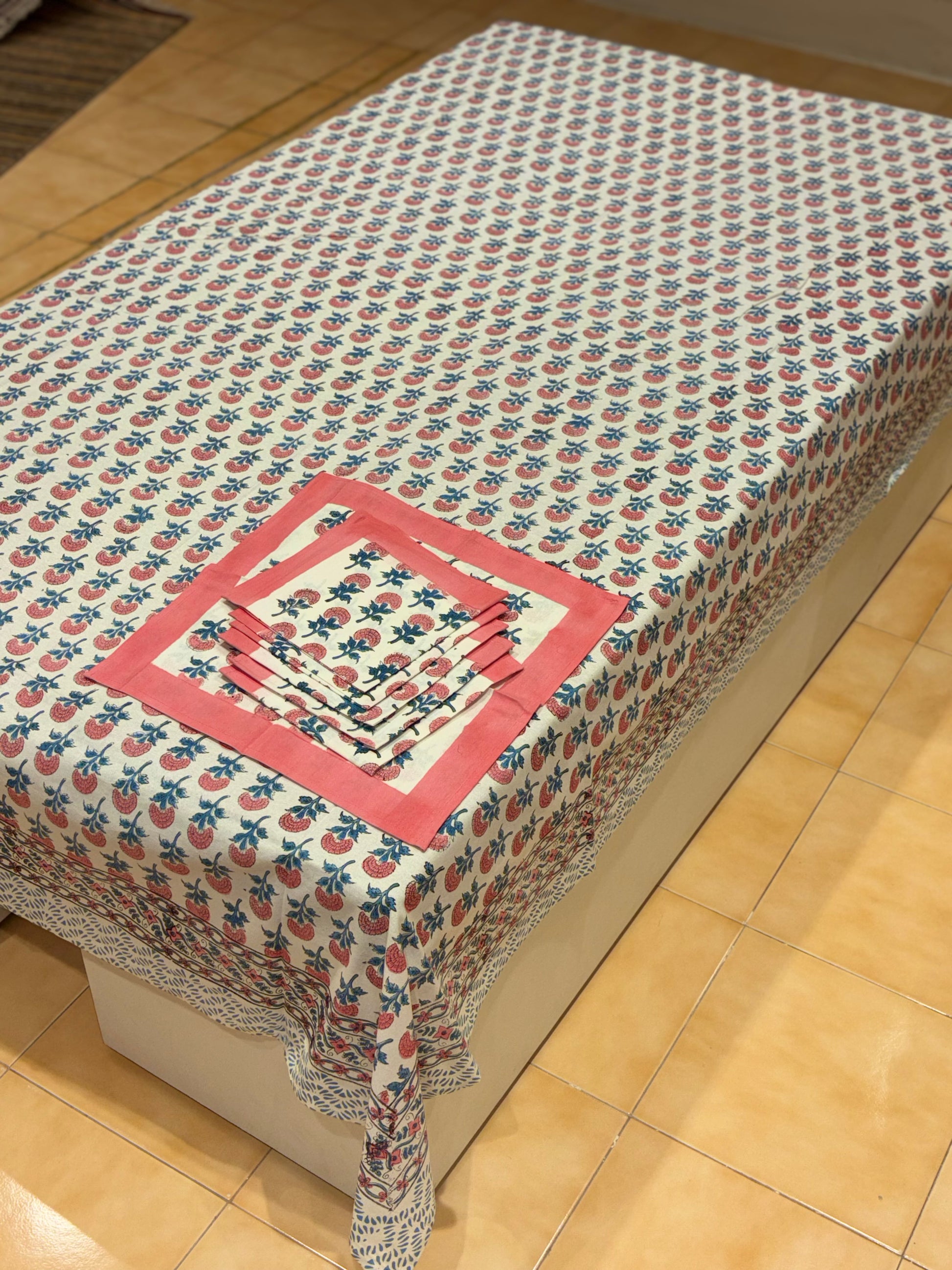 Hand block printed cotton table cover 6 seater
