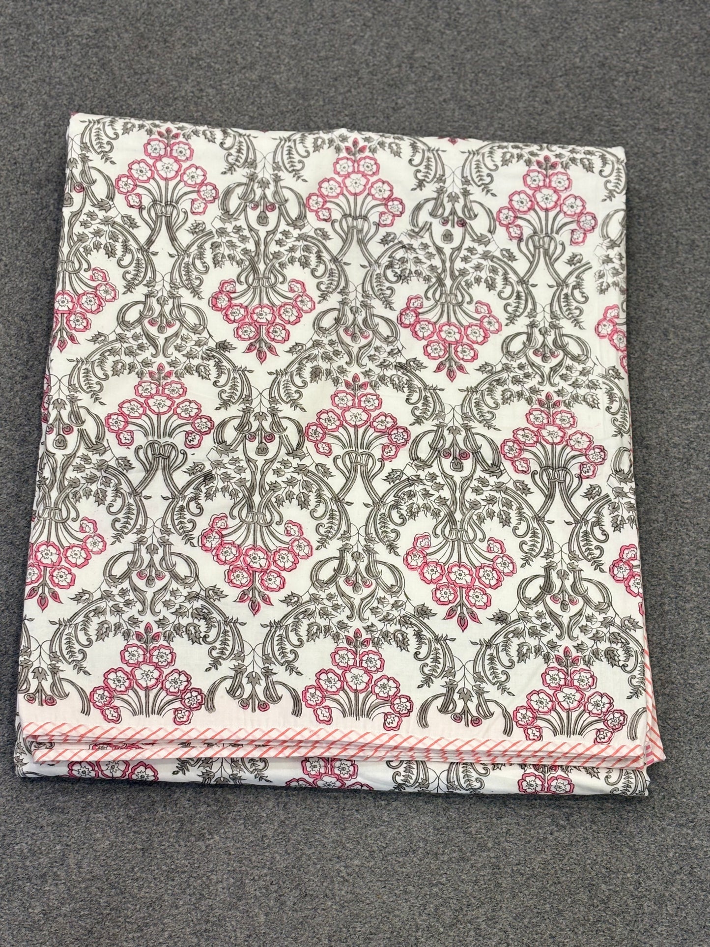 Classic Bloom – Handblock Print Cotton Dohar (90x108 inches)