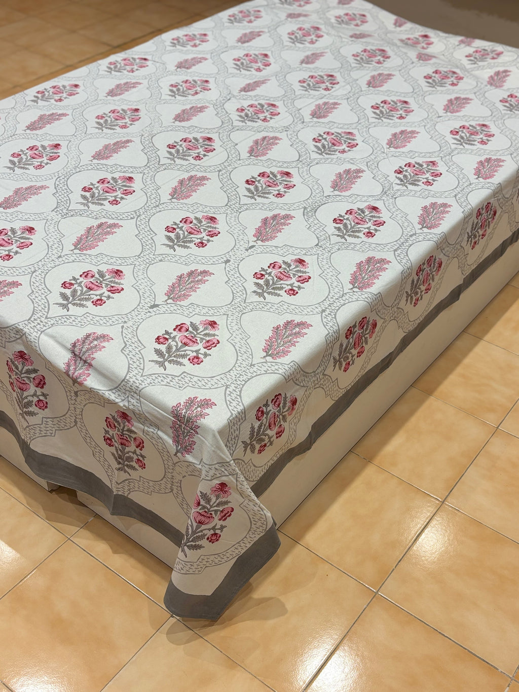 Hand block printed cotton table cover 8 seater