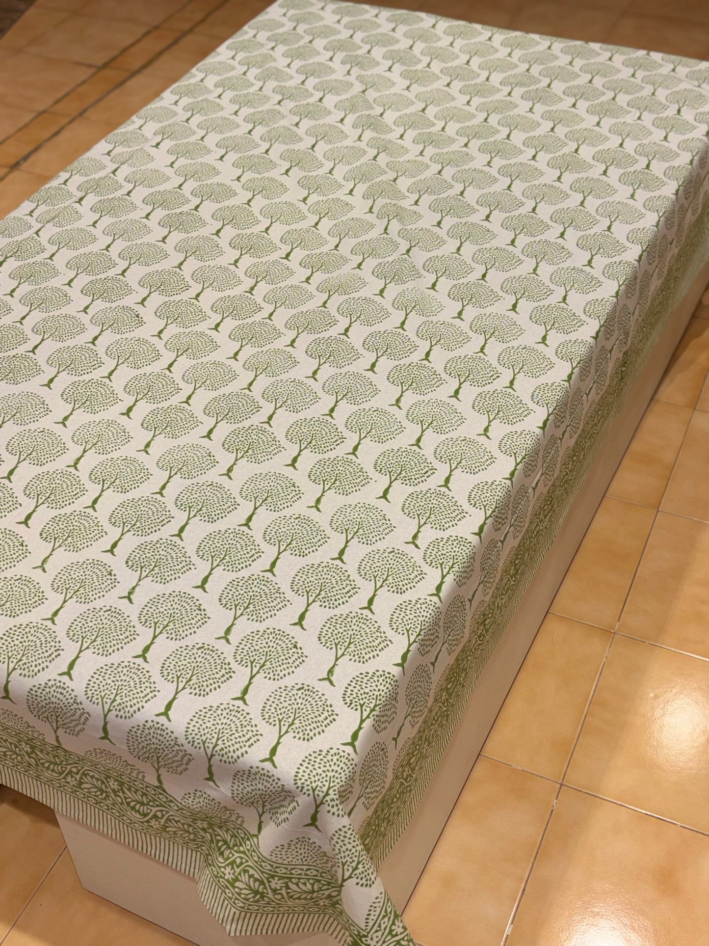 Hand block printed cotton table cover 6 seater