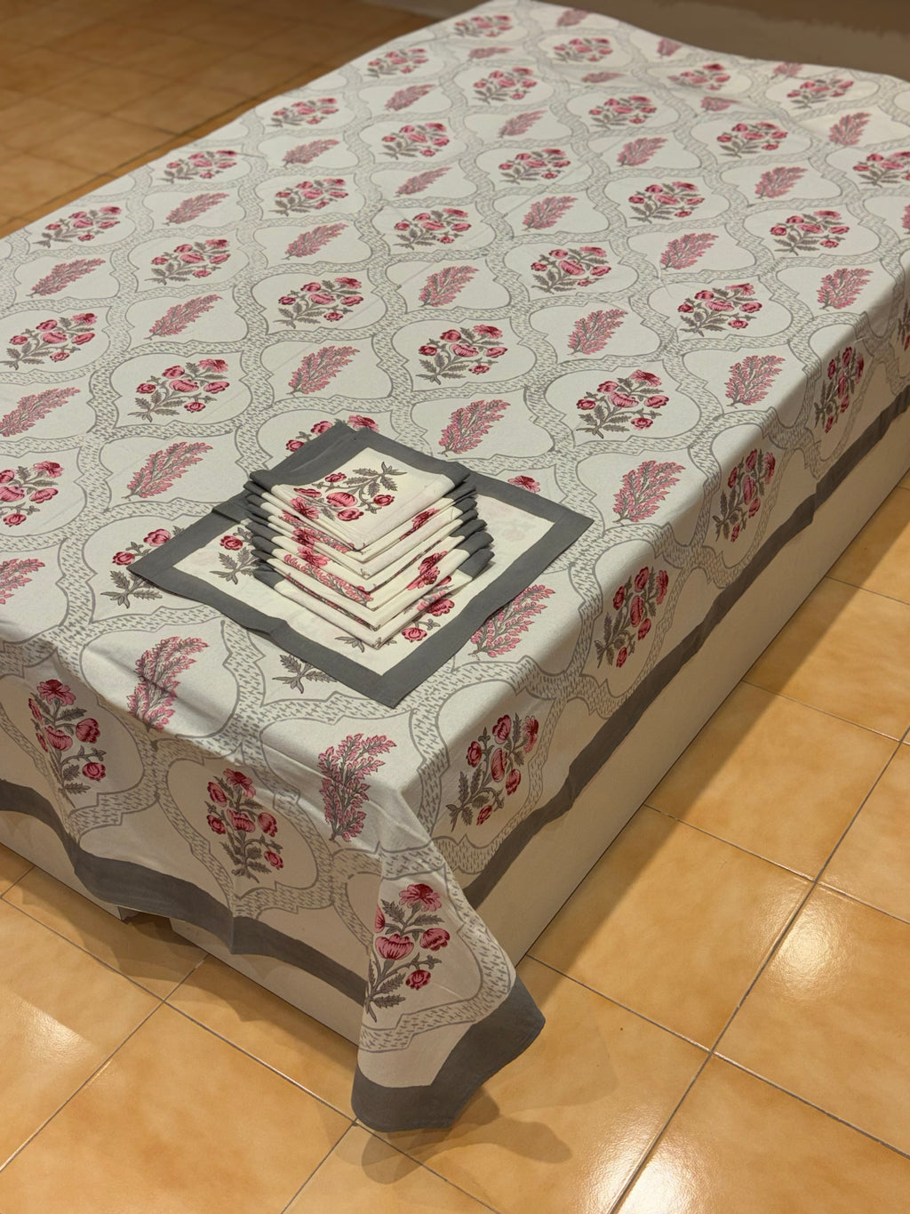 Hand block printed cotton table cover 8 seater