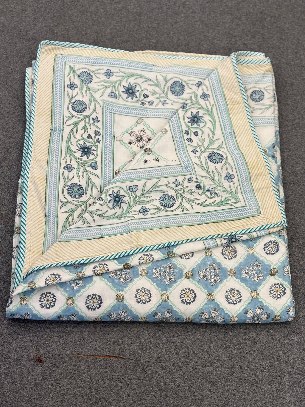 Classic Bloom – Handblock Print Cotton Dohar (90x108 inches)