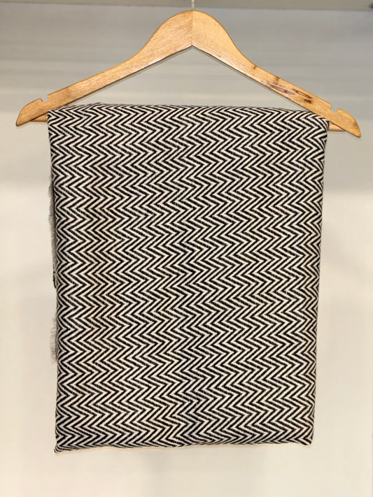 Handcrafted Wool Blanket – Soft, Warm & Stylish Winter Throw